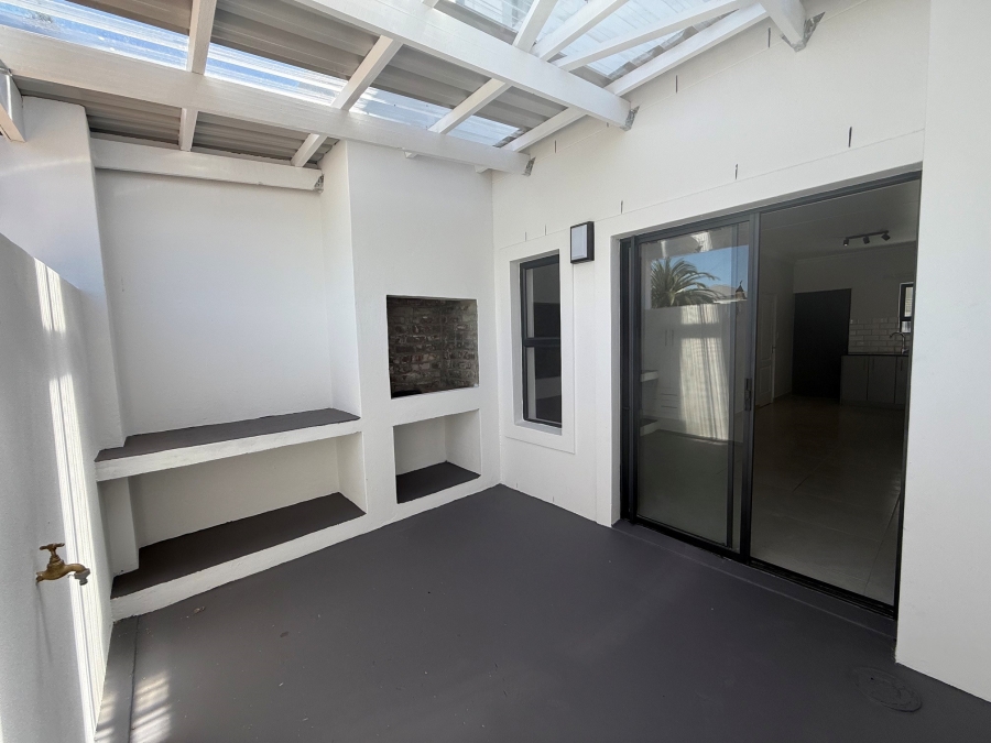 To Let 1 Bedroom Property for Rent in De Molen Western Cape